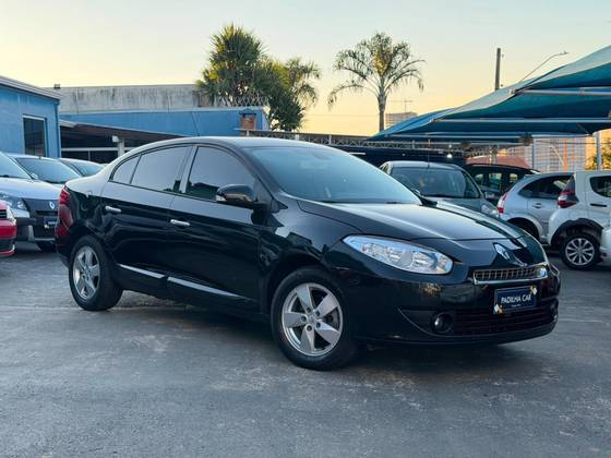 RENAULT FLUENCE 2.0 DYNAMIQUE 16V FLEX 4P AUTOMÁTICO